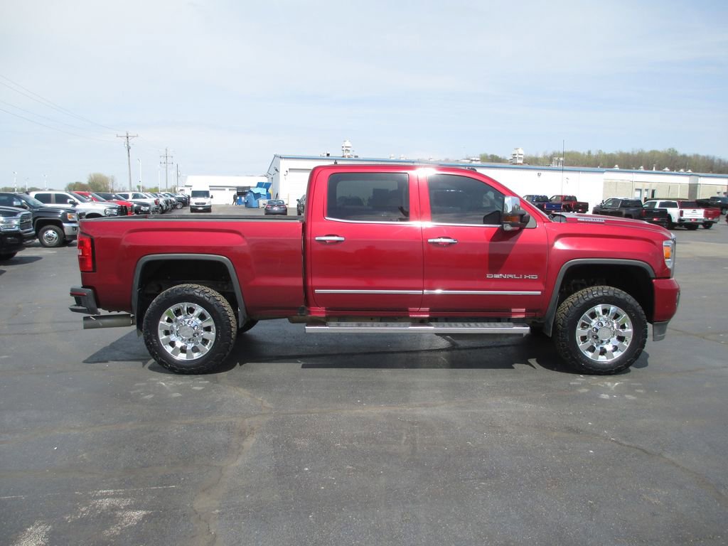 Used 2019 GMC Sierra 2500 Denali w/ Duramax Plus Package image 6