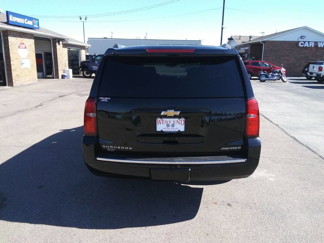 Used 2018 Chevrolet Suburban Premier image 6
