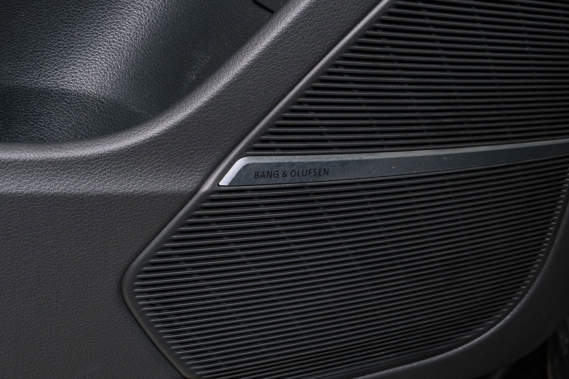 Used 2023 Audi Q8 Premium Plus w/ Premium Plus Package image 45