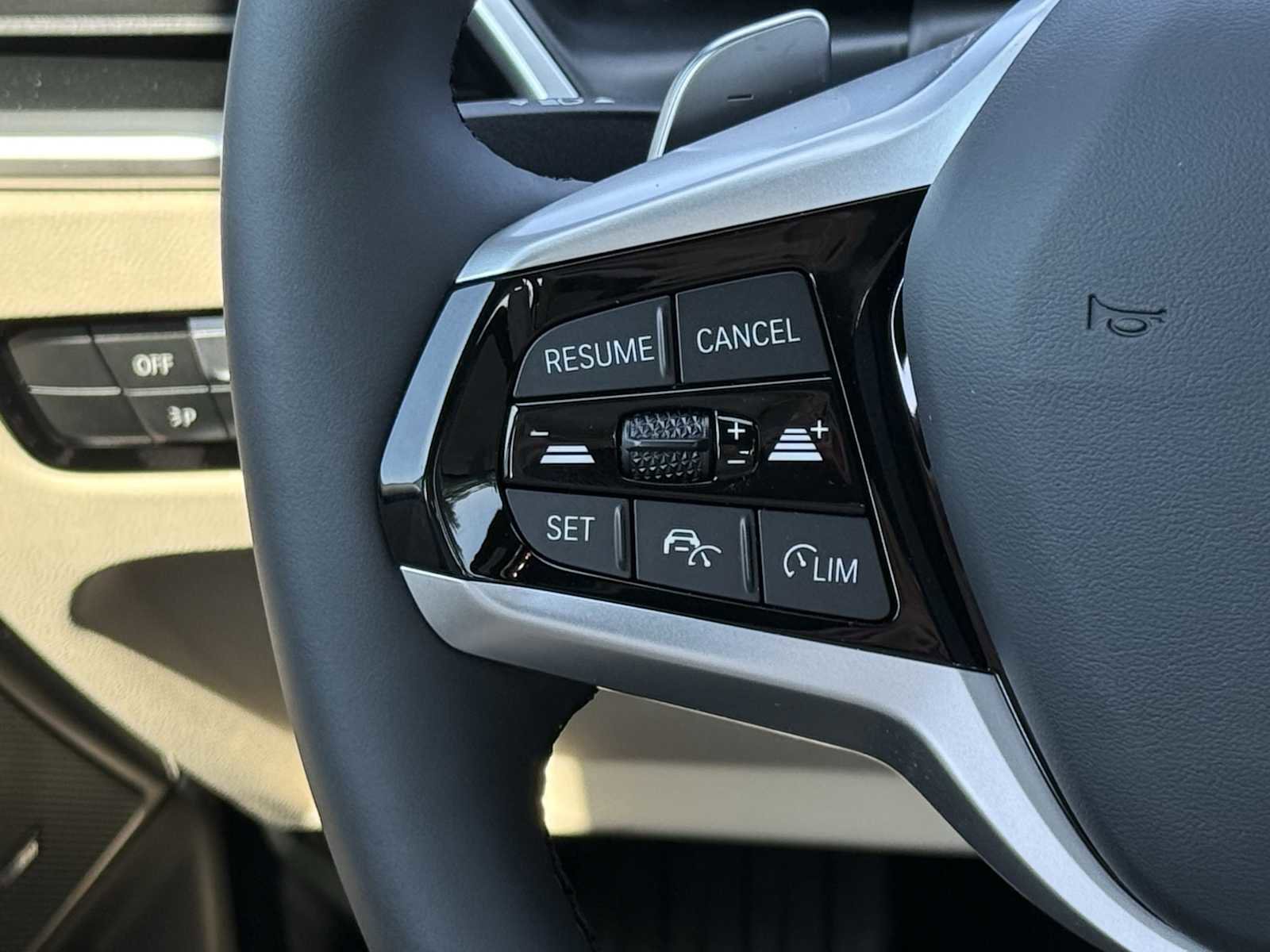 New 2025 BMW 330i xDrive Sedan w/ Premium Package image 15