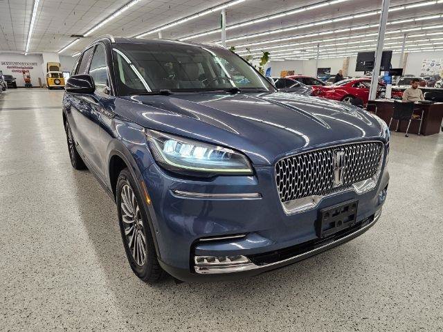 Used 2020 Lincoln Aviator Reserve w/ Equipment Group 201A AWD/4WD image 3