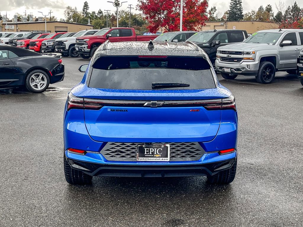New 2026 Chevrolet Equinox EV RS image 3