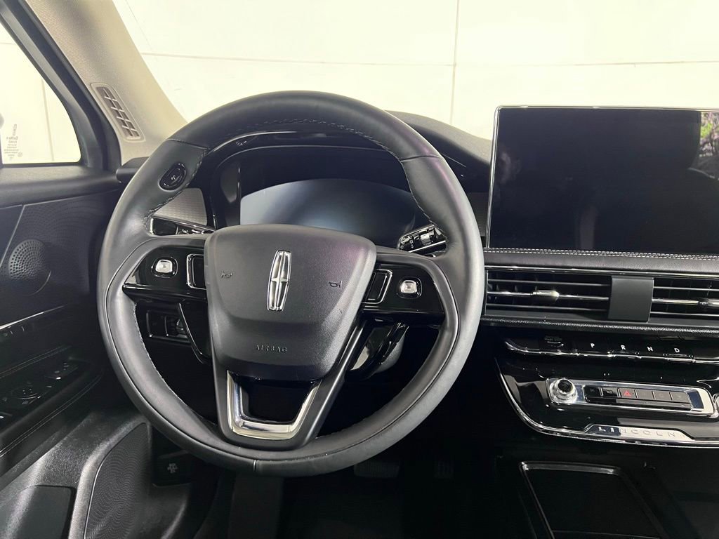 Used 2023 Lincoln Corsair Reserve w/ Equipment Group 201A AWD/4WD image 22