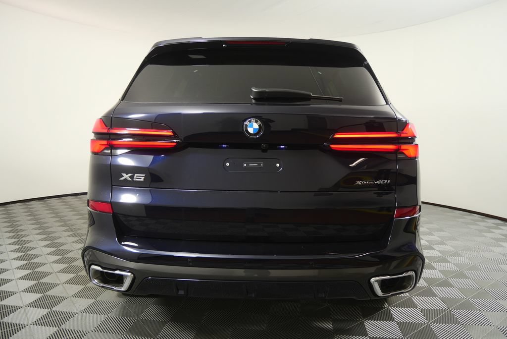 Used 2026 BMW X5 xDrive40i w/ M Sport Package AWD/4WD image 4