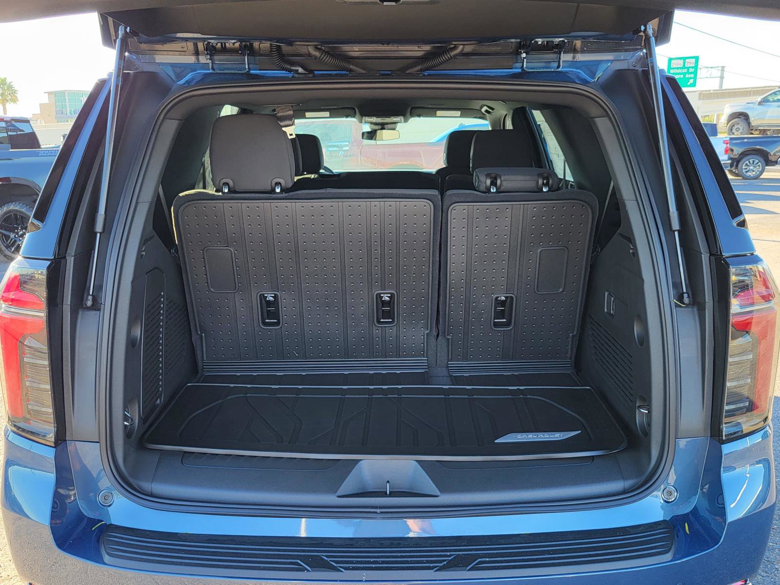 New 2026 Chevrolet Tahoe LS image 12