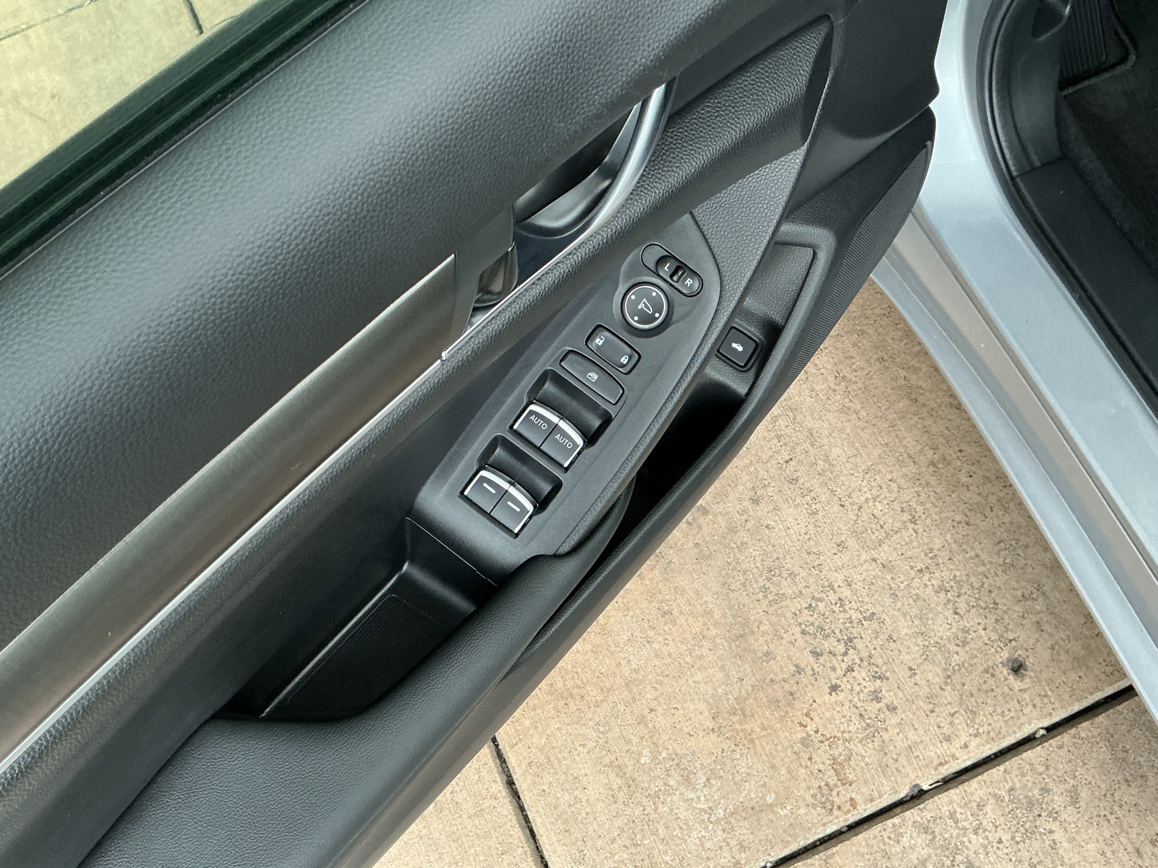 Used 2019 Honda Accord LX image 15