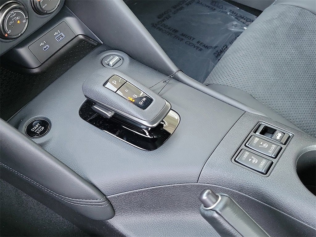 New 2025 Nissan Z Performance w/ Floor Mat Package image 10