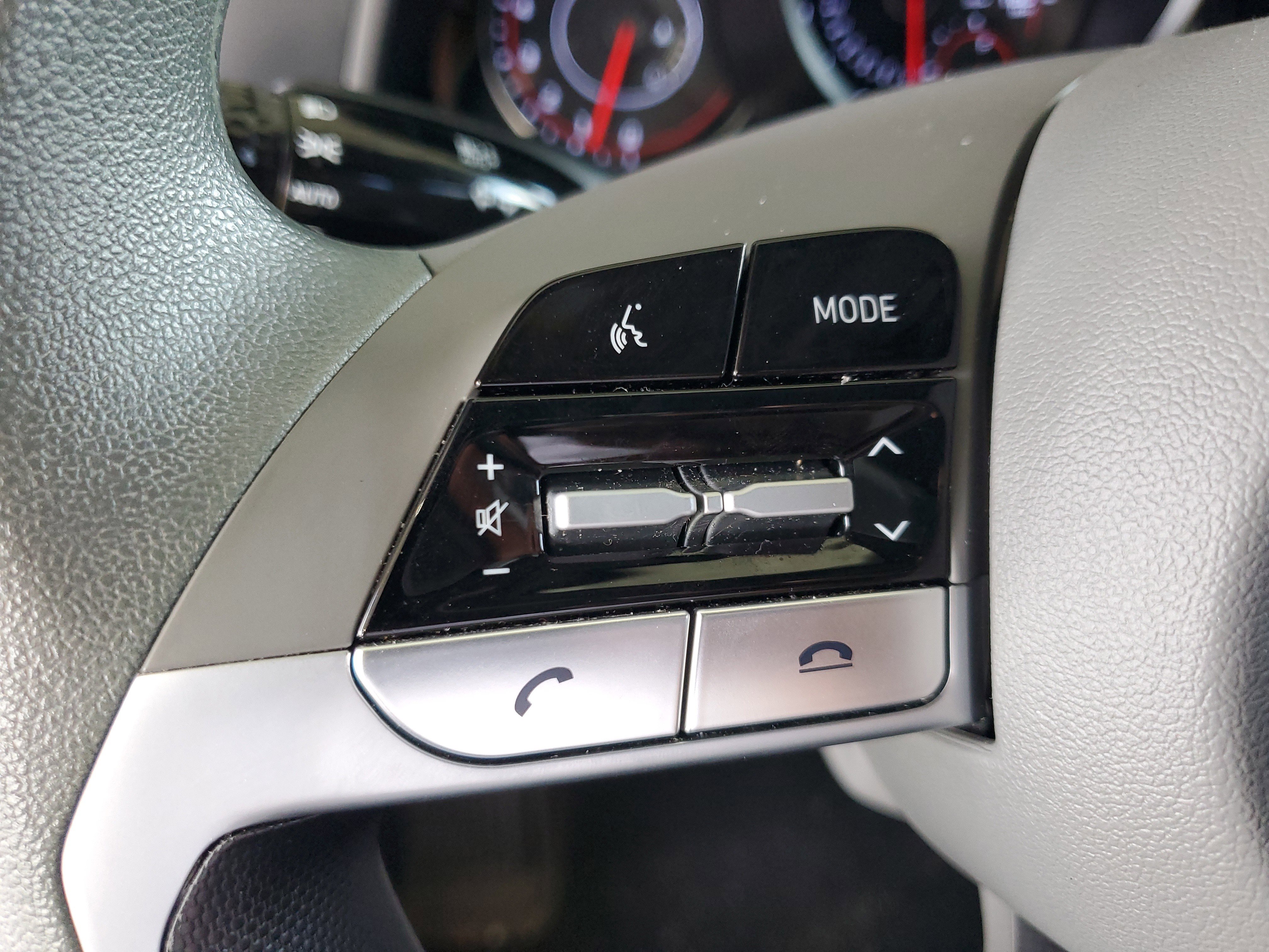 Used 2023 Hyundai Elantra SEL FWD image 22