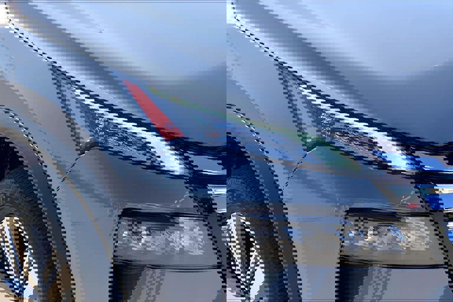 Used 2025 Nissan Rogue SL image 27