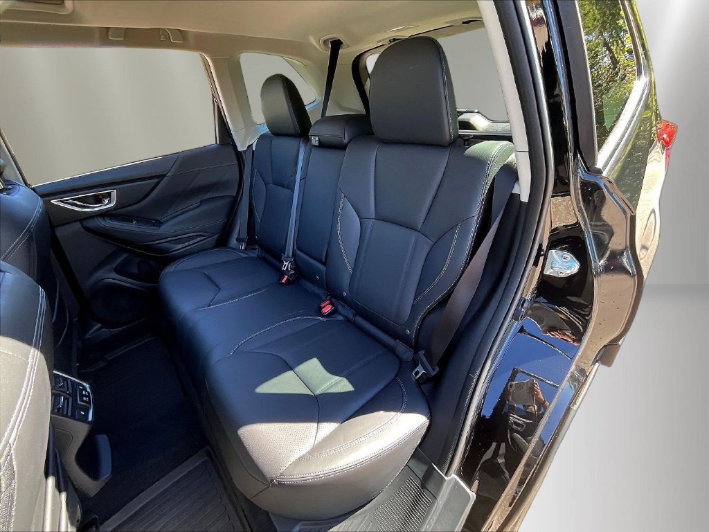 Used 2024 Subaru Forester Touring AWD/4WD image 24