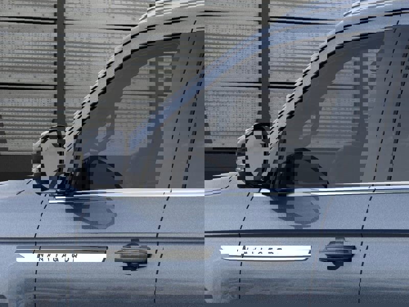 New 2025 Lincoln Navigator L Reserve image 43