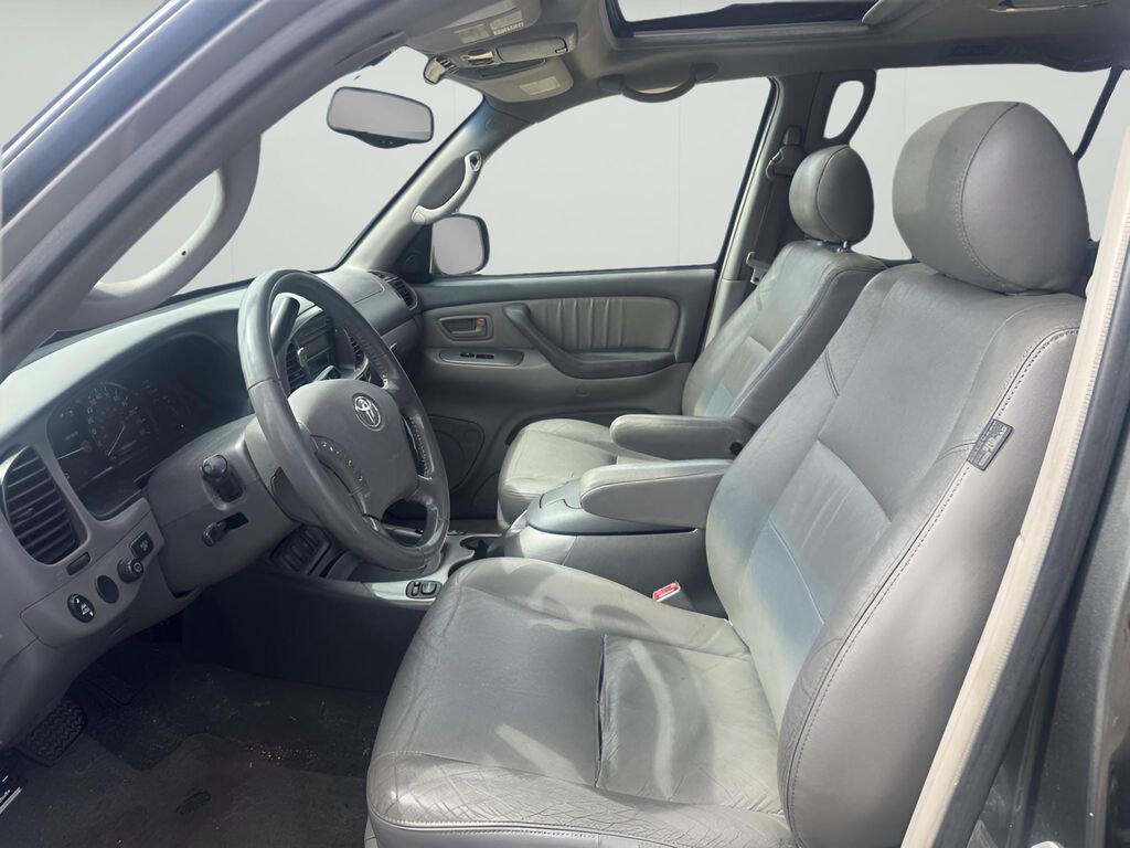 Used 2005 Toyota Sequoia Limited image 9