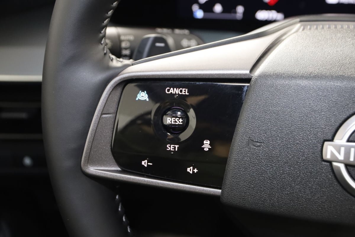 Used 2025 Nissan Murano SL AWD/4WD image 41
