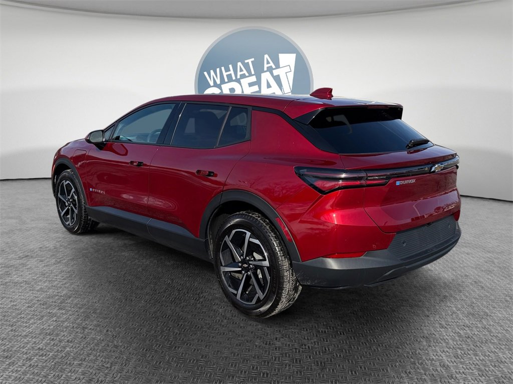 Used 2025 Chevrolet Equinox EV LT image 6