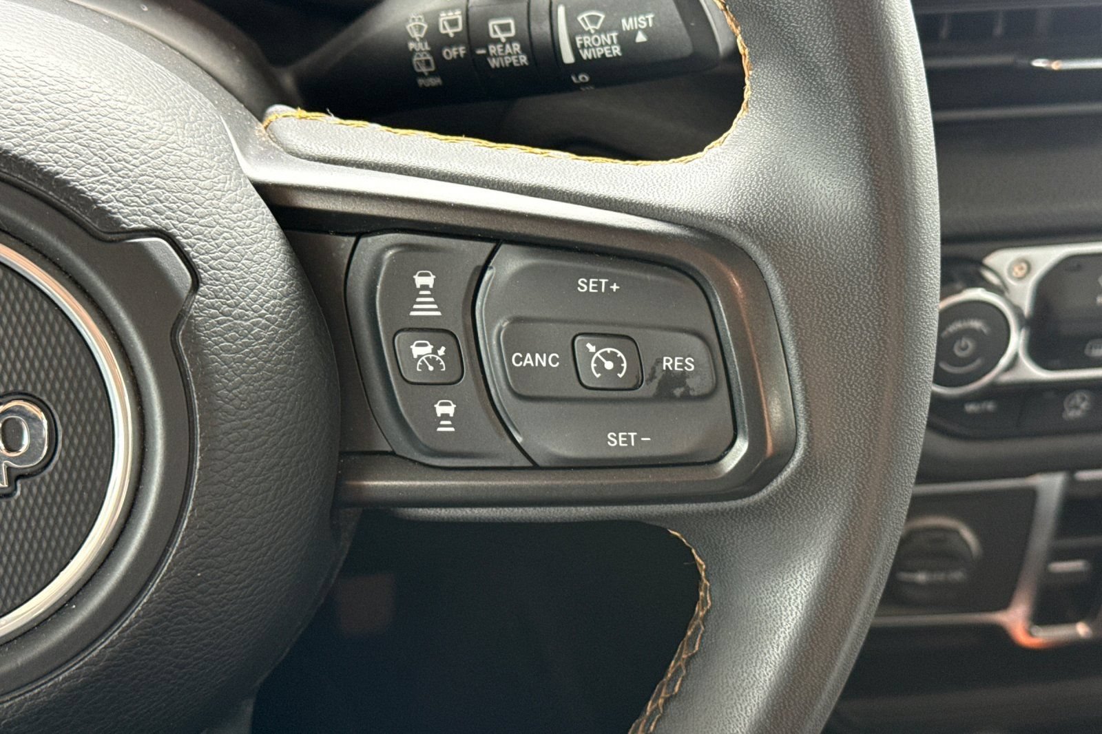 Used 2024 Jeep Wrangler Unlimited Sport AWD/4WD image 35