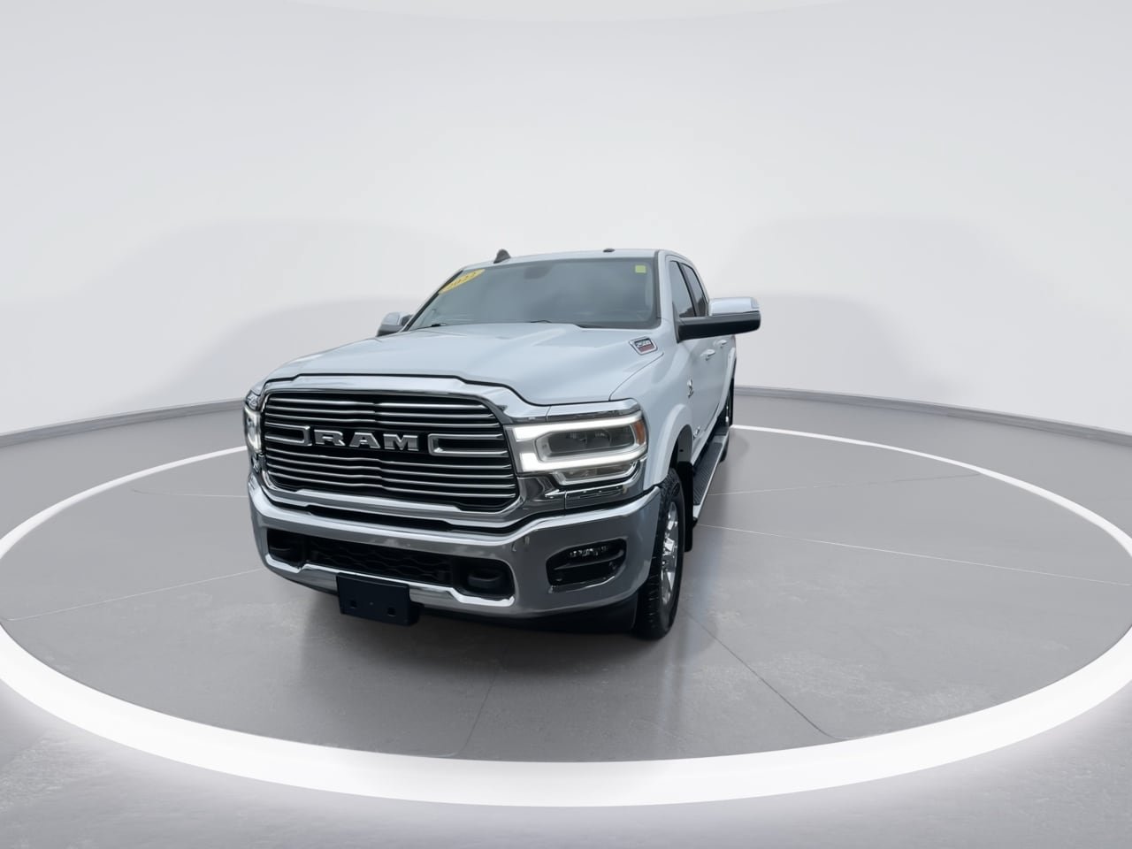 Used 2022 RAM 2500 Laramie AWD/4WD image 3