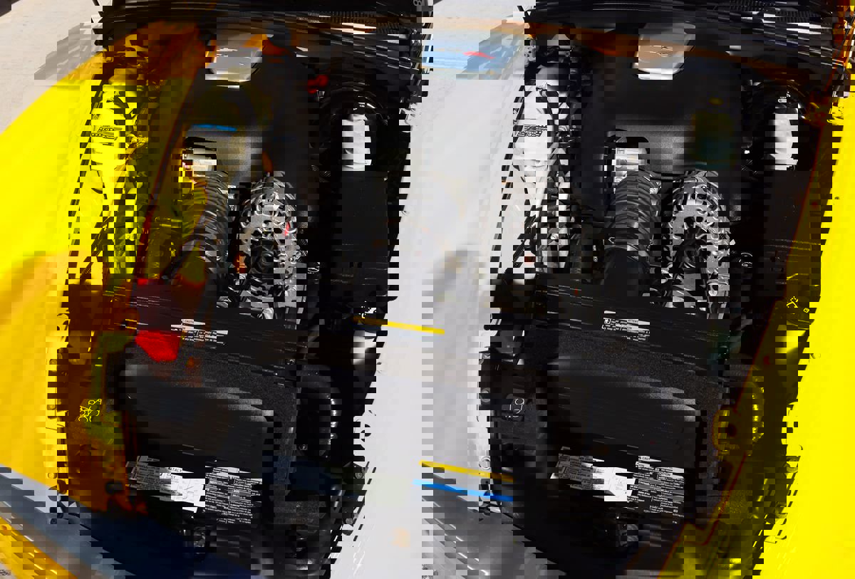 Used 2005 Chevrolet SSR w/ Preferred Equipment Group image 54