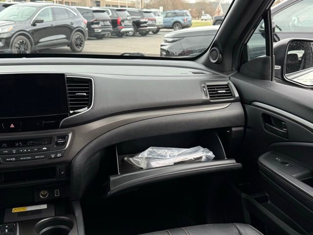 Used 2022 Honda Pilot TrailSport image 32