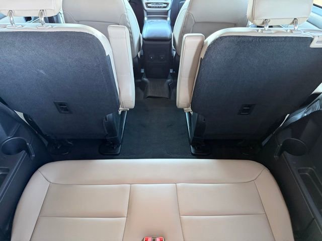 Used 2023 Ford Explorer XLT w/ Equipment Group 202A image 10