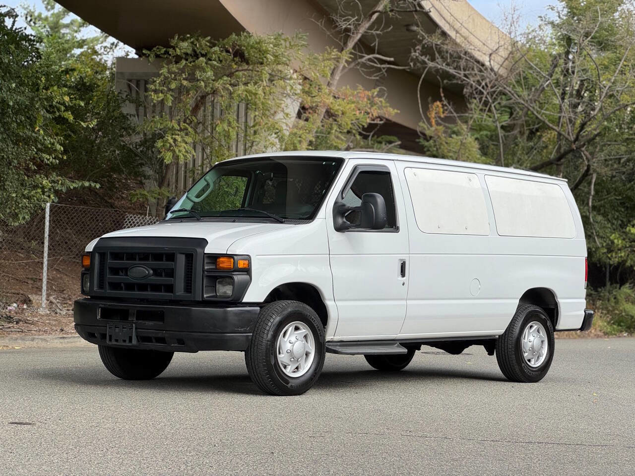 Used 2014 Ford E-250 and Econoline 250