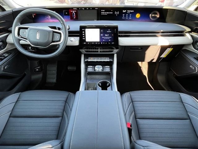 New 2024 Lincoln Nautilus Reserve w/ Equipment Group 202A image 7