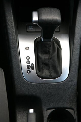 Used 2009 Volkswagen Rabbit S FWD image 22