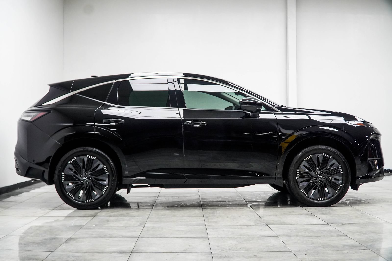 Used 2025 Nissan Murano Platinum w/ Cargo Package AWD/4WD image 7
