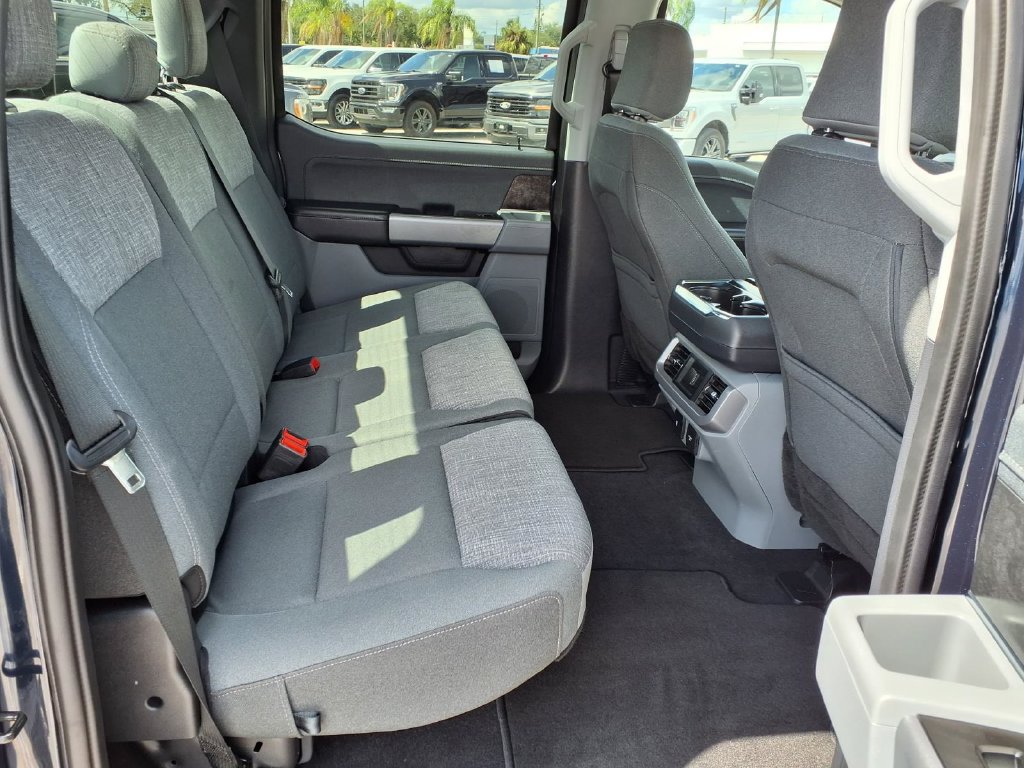 Used 2023 Ford F150 Lightning XLT AWD/4WD image 16