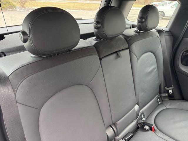 Used 2021 MINI Cooper Countryman S w/ Convenience Package image 32