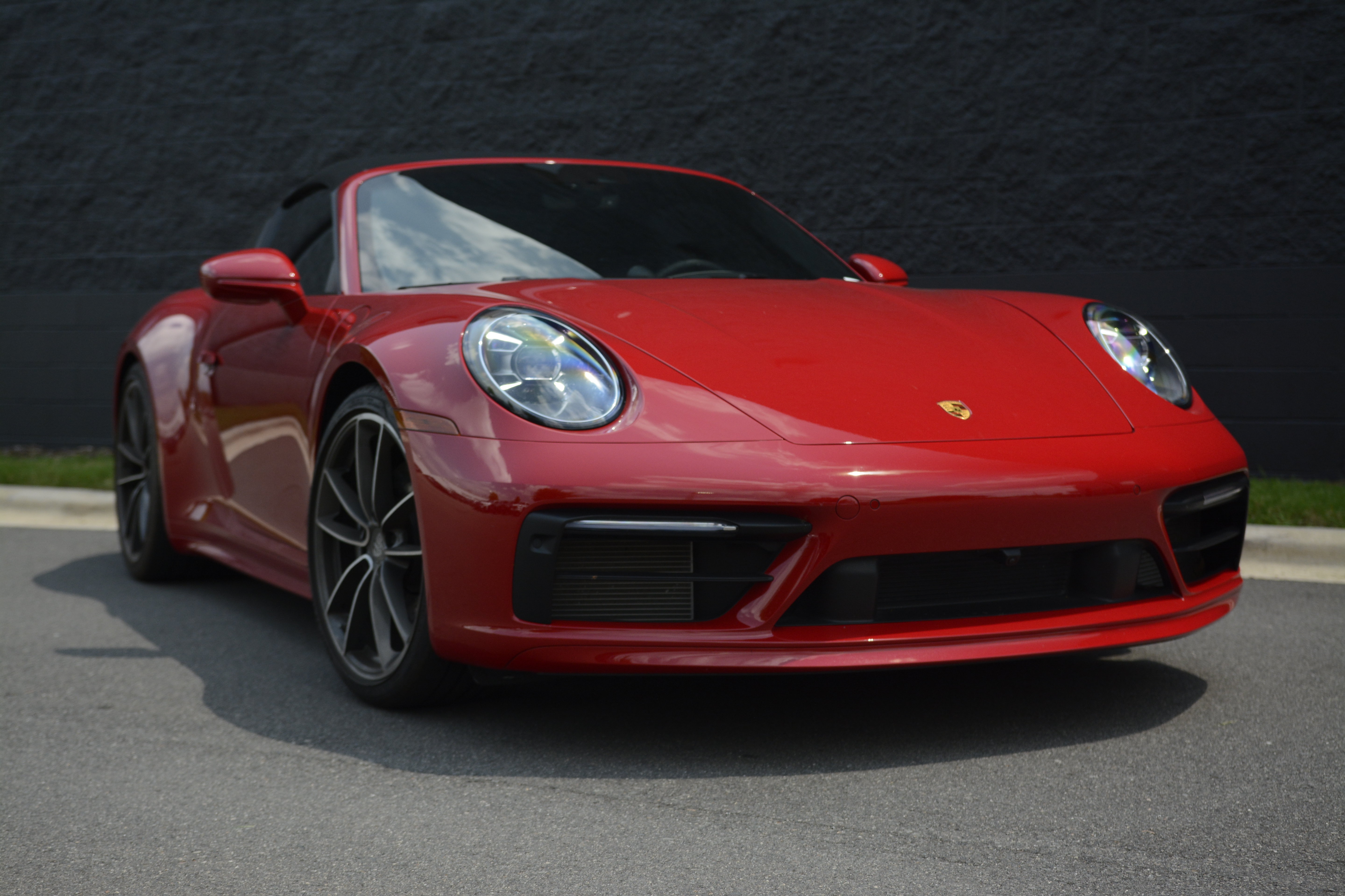 Certified 2022 Porsche 911 Targa 4S AWD/4WD image 10