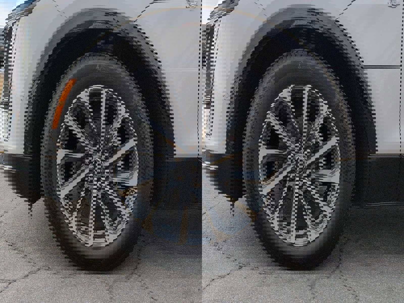 New 2025 Cadillac Lyriq Sport image 29