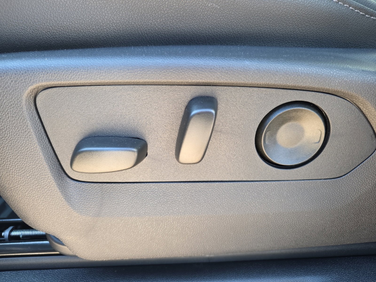 New 2026 Chevrolet Silverado 1500 LT w/ All Star Edition Plus image 15