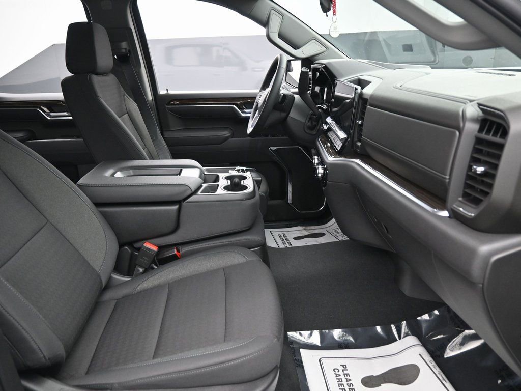 Used 2026 GMC Sierra 1500 Elevation image 34
