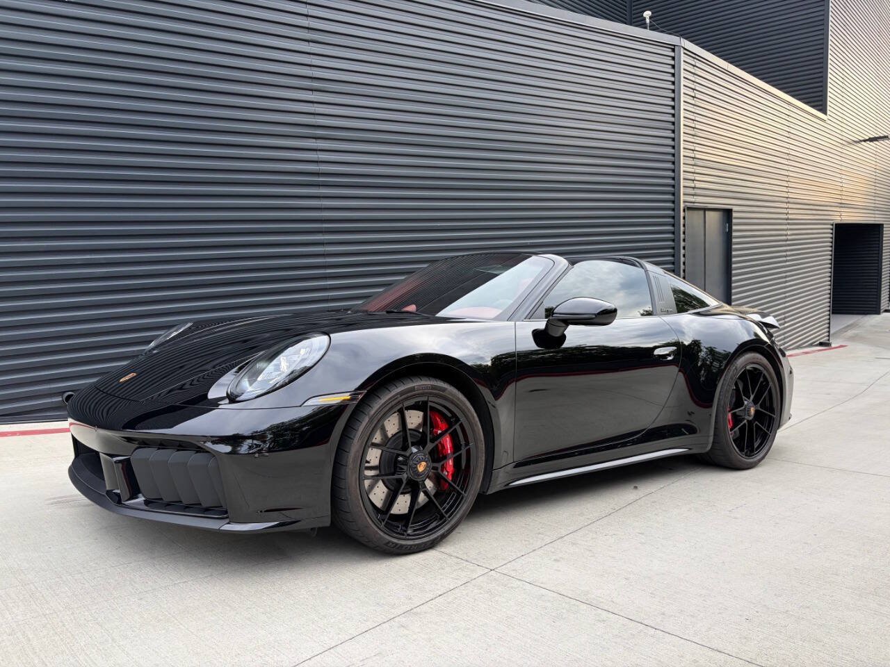 Used 2025 Porsche 911 Targa 4 GTS AWD/4WD image 10