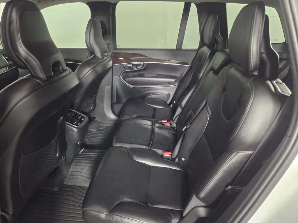 Used 2019 Volvo XC90 T6 Momentum w/ Protection Package Premier AWD/4WD image 23