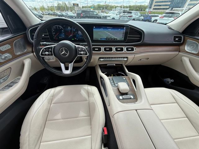 Used 2022 Mercedes-Benz GLS 450 4MATIC image 7