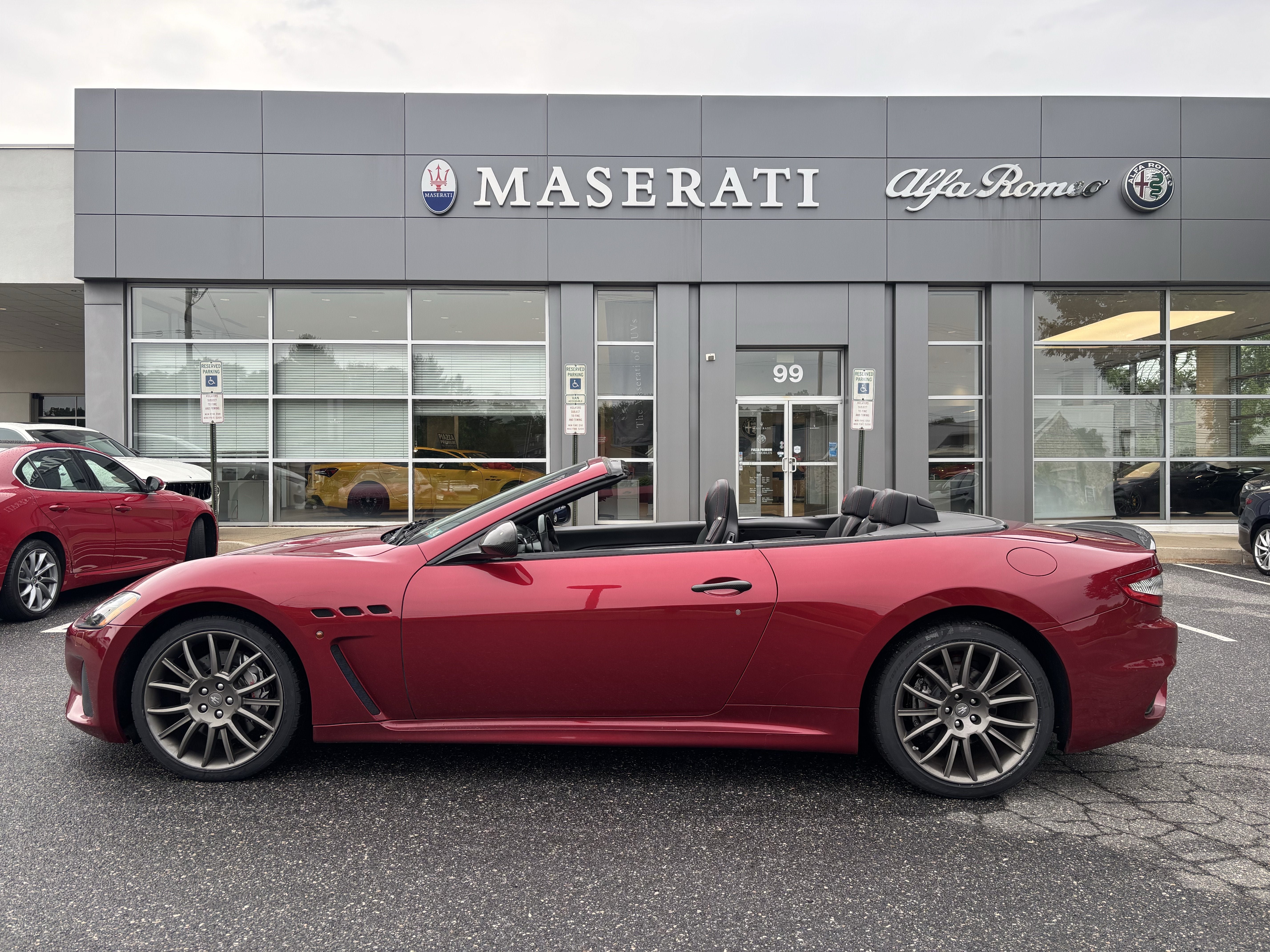 Used 2019 Maserati GranTurismo MC RWD image 2