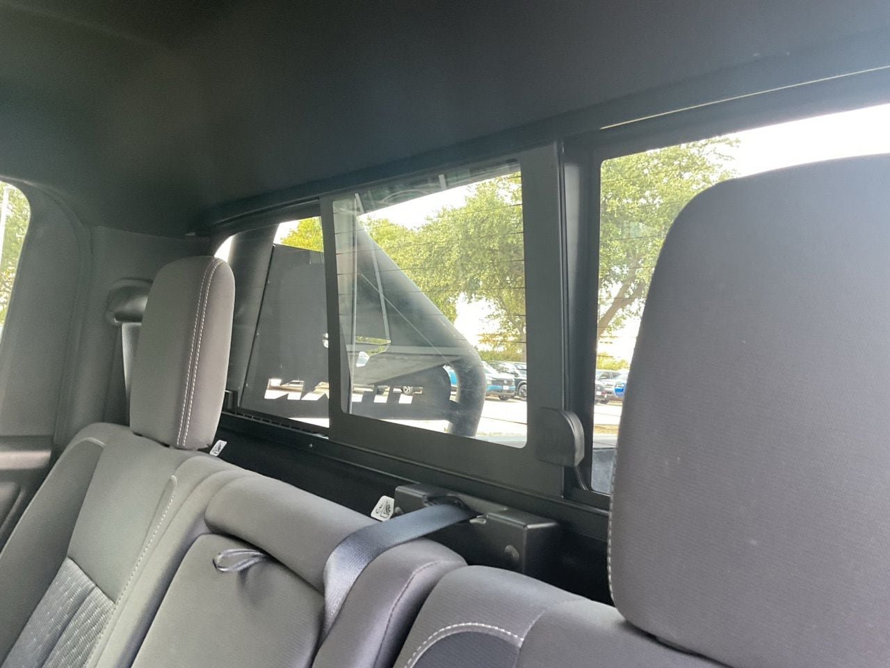 Used 2024 Nissan Titan SV w/ SV Bronze Edition Package RWD image 12