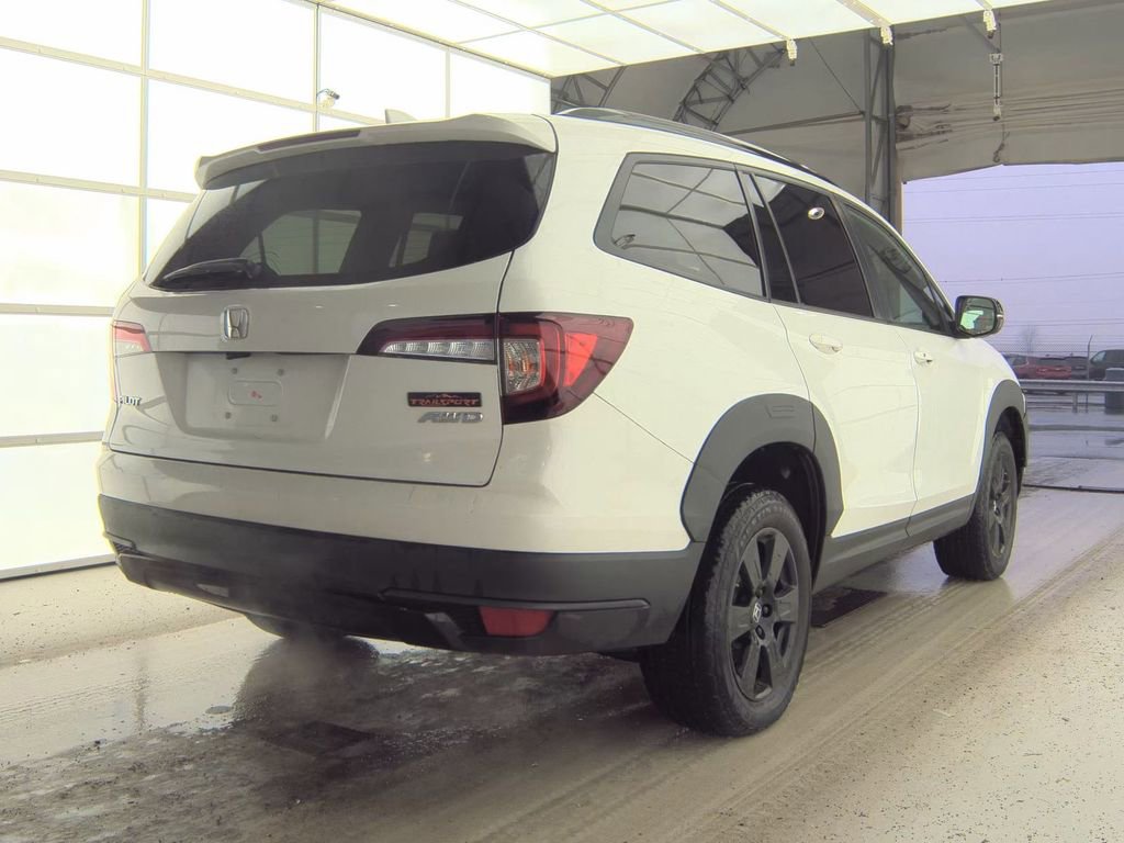 Used 2022 Honda Pilot TrailSport image 6