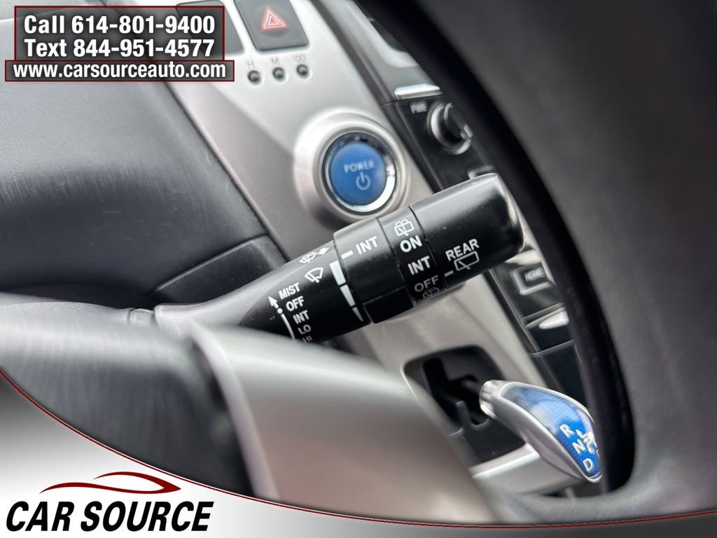 Used 2017 Toyota Prius V Three image 18