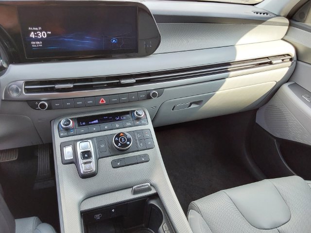 Used 2025 Hyundai Palisade SEL AWD/4WD image 42