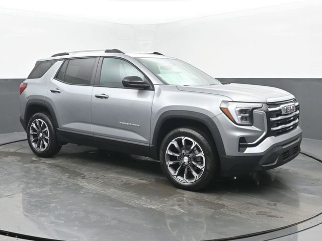 Used 2026 GMC Terrain Elevation w/ Elevation Premium Package image 7