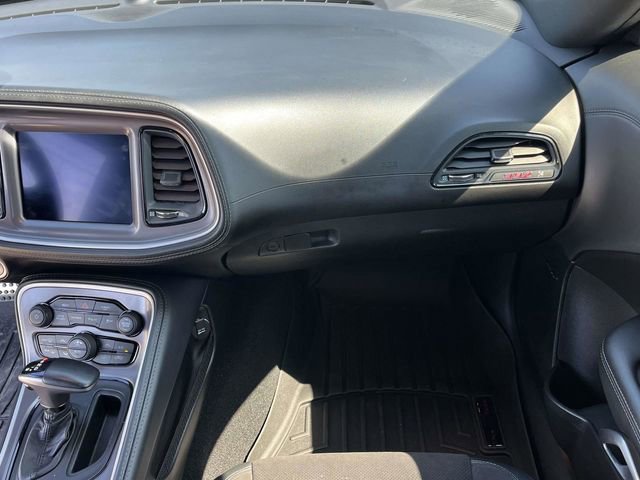 Used 2022 Dodge Challenger R/T Scat Pack RWD image 17