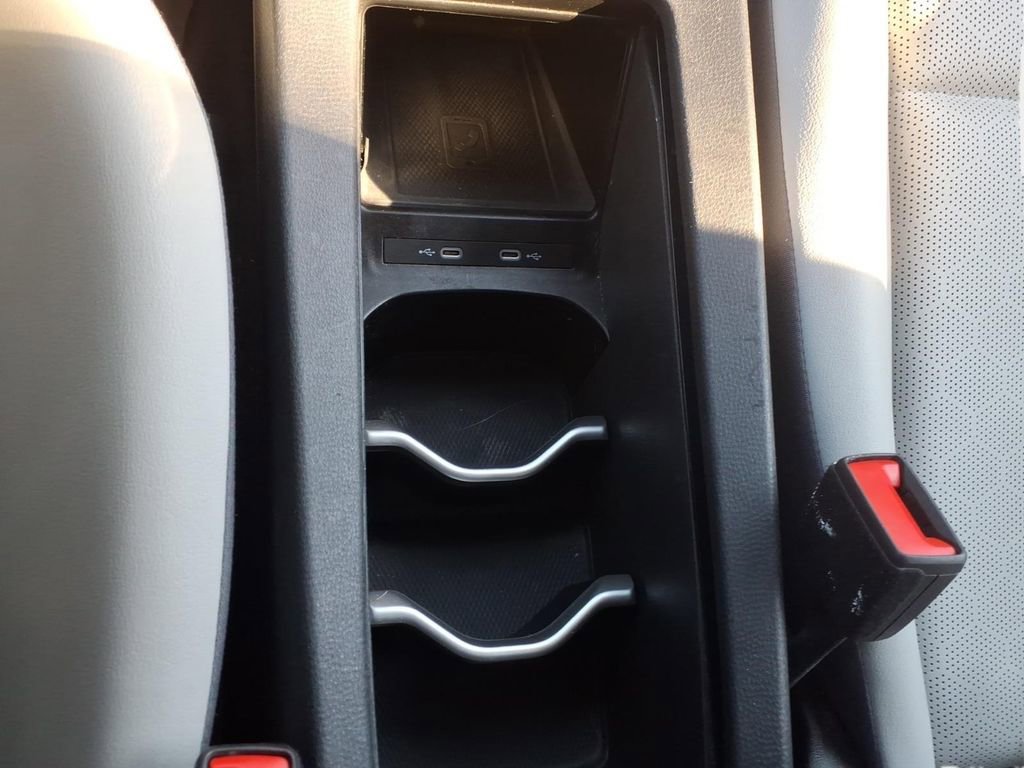 Used 2021 Volkswagen ID.4 Pro S image 30