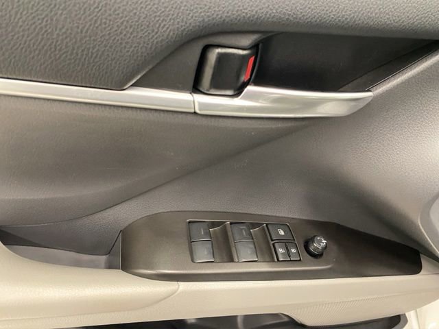 Used 2023 Toyota Camry SE FWD image 20