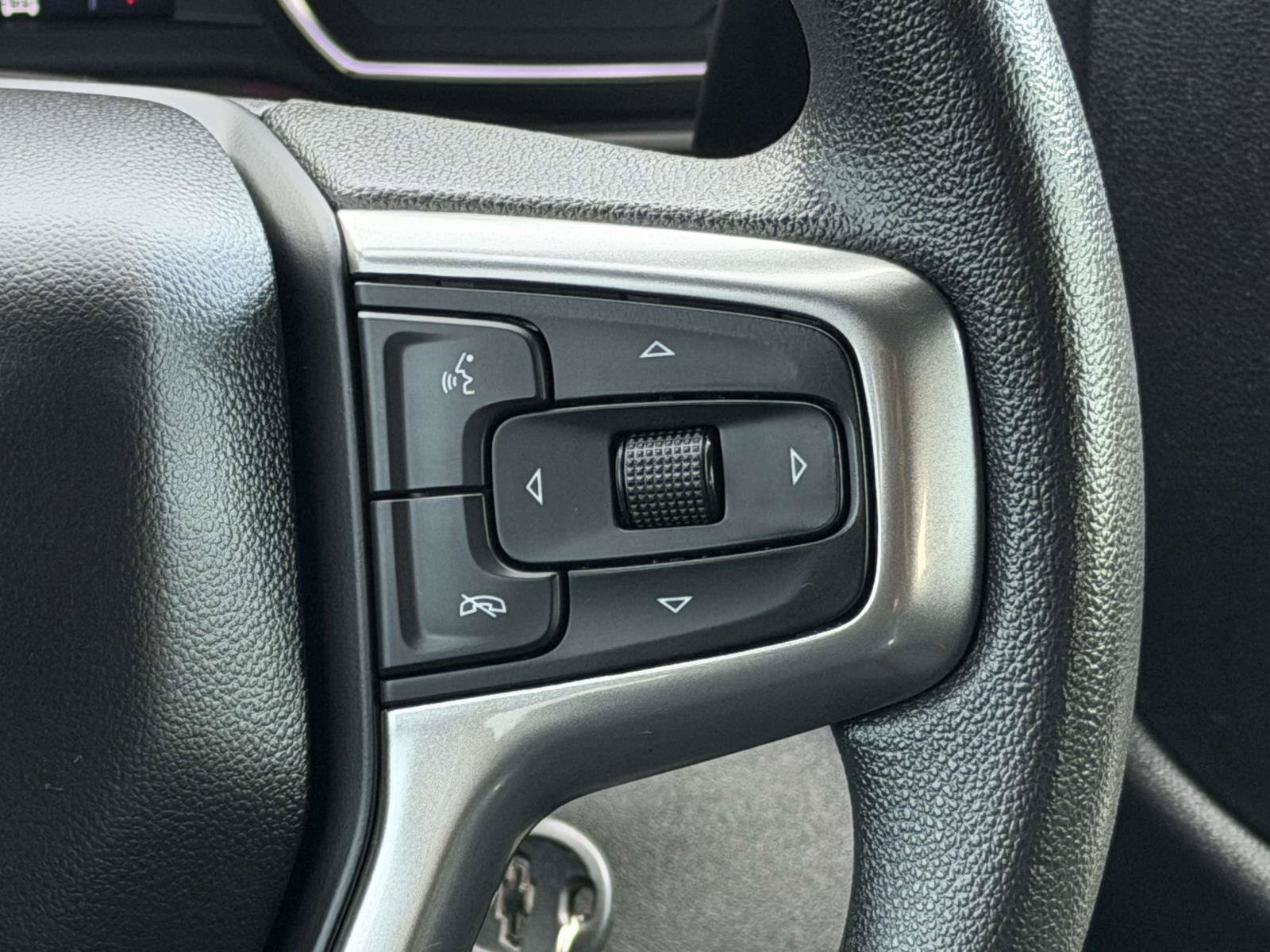 Used 2022 Chevrolet Silverado 1500 Custom Trail Boss w/ Safety Confidence Package AWD/4WD image 16