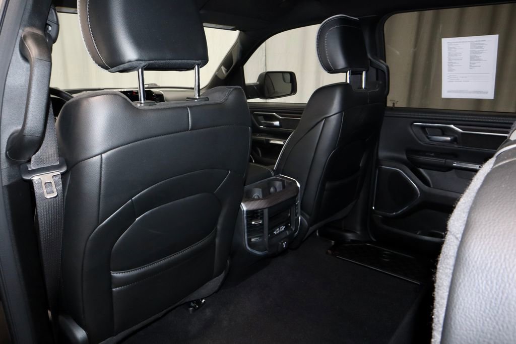 Used 2025 RAM 1500 Laramie w/ Sport Appearance Package AWD/4WD image 22