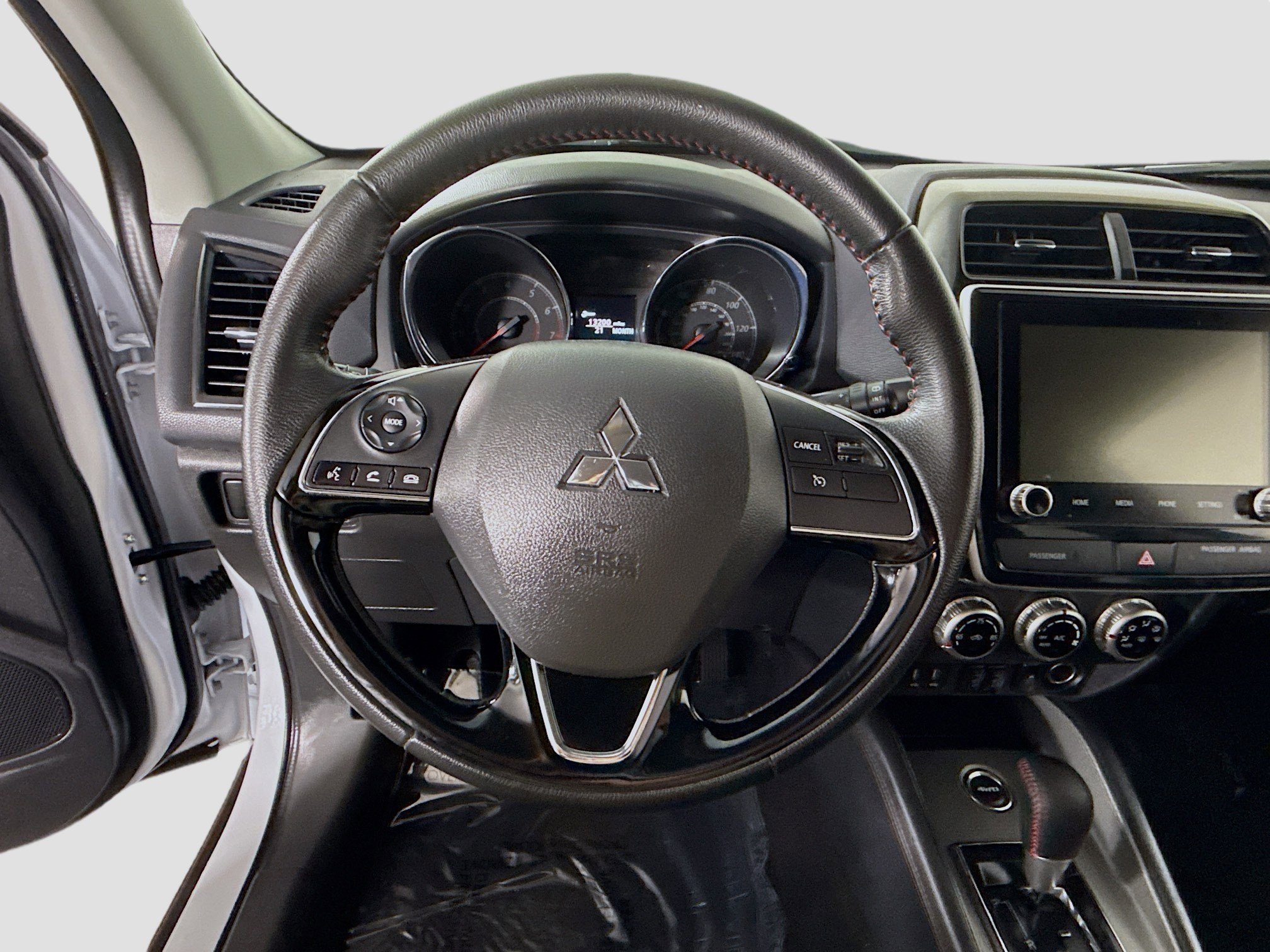 Used 2022 Mitsubishi Outlander Sport LE AWD/4WD image 13