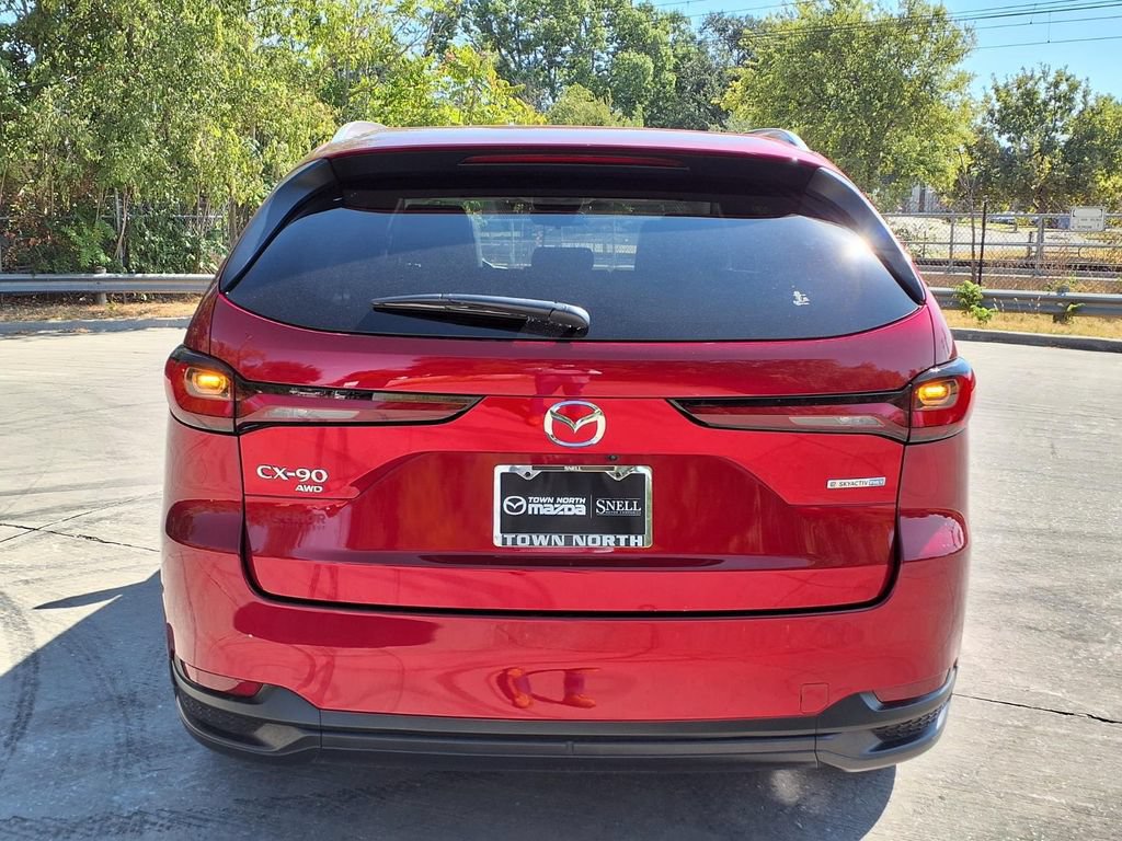 Used 2024 MAZDA CX-90 Plug-In Hybrid w/ Preferred AWD/4WD image 4