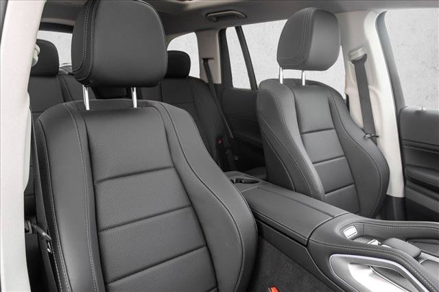 New 2026 Mercedes-Benz GLS 450 4MATIC image 30